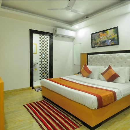 Hotel Noida Delight Eksteriør bilde