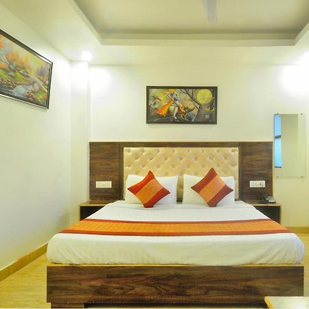 Hotel Noida Delight Eksteriør bilde