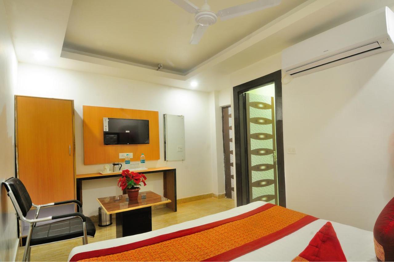 Hotel Noida Delight Eksteriør bilde