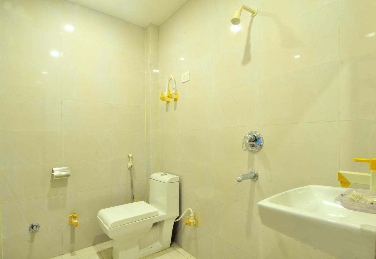 Hotel Noida Delight Eksteriør bilde